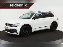 Volkswagen Tiguan - 1.5 TSI Highline R-line | Trekhaak | Adaptive Cruise | Keyless | Carplay | Navigatie | Ful