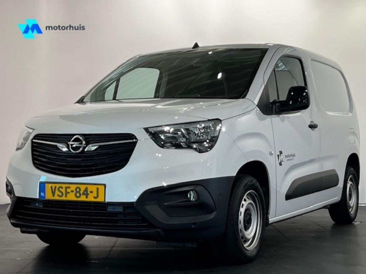 Opel Combo - Cargo New GB 1.5 Diesel 102pk S/S L1H1 Edition - AutoWereld.nl