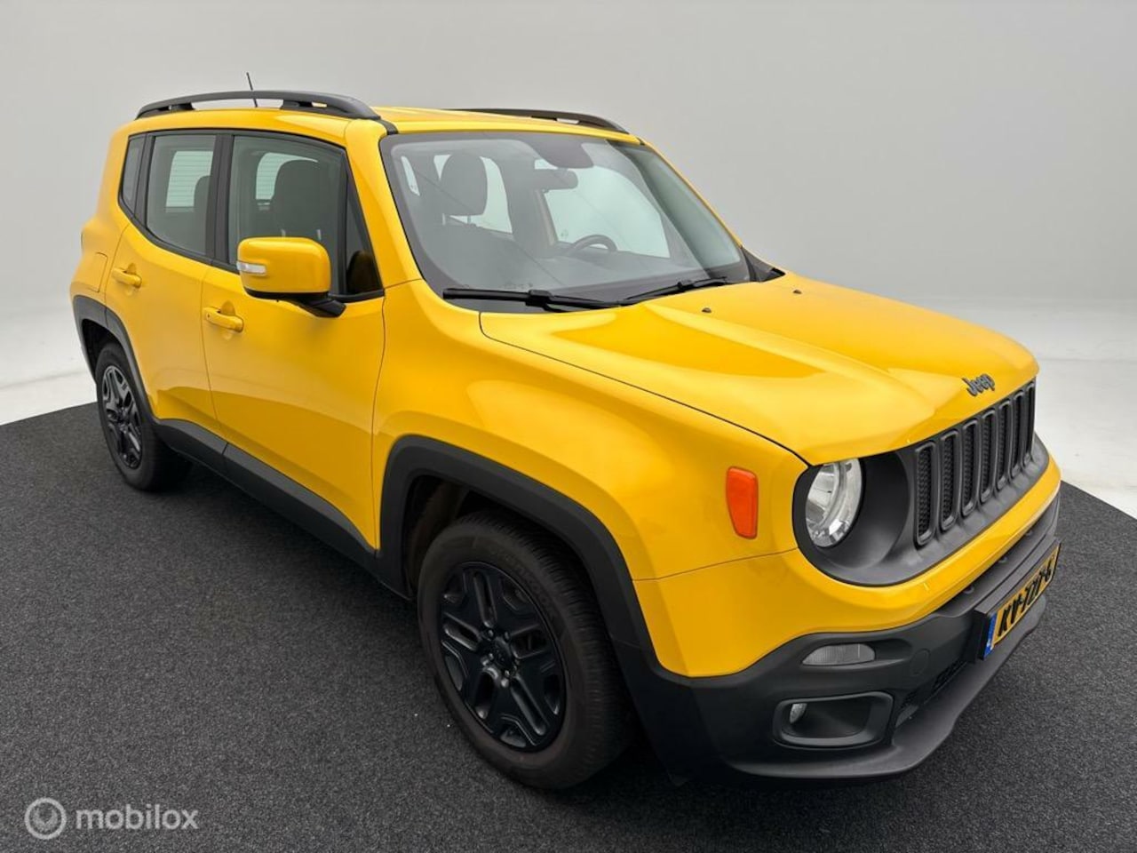 Jeep Renegade - 1.4 MultiAir Longitude In de Mooiste Kleur!??? - AutoWereld.nl