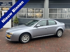 Alfa Romeo 159 - 2.2 JTS Elegante Bj 2009 Km 157.000 185pk - Leer-Clima-Navi-Pdc-Cv