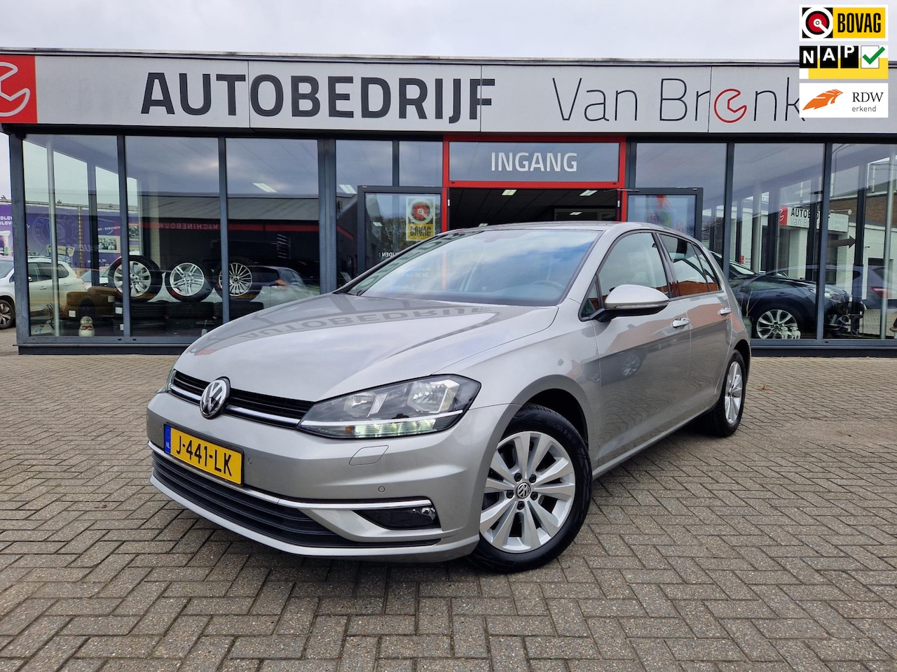 Volkswagen Golf - 1.5 TSI Highline | Camera | Carplay | ACC | Stoelverwarming - AutoWereld.nl