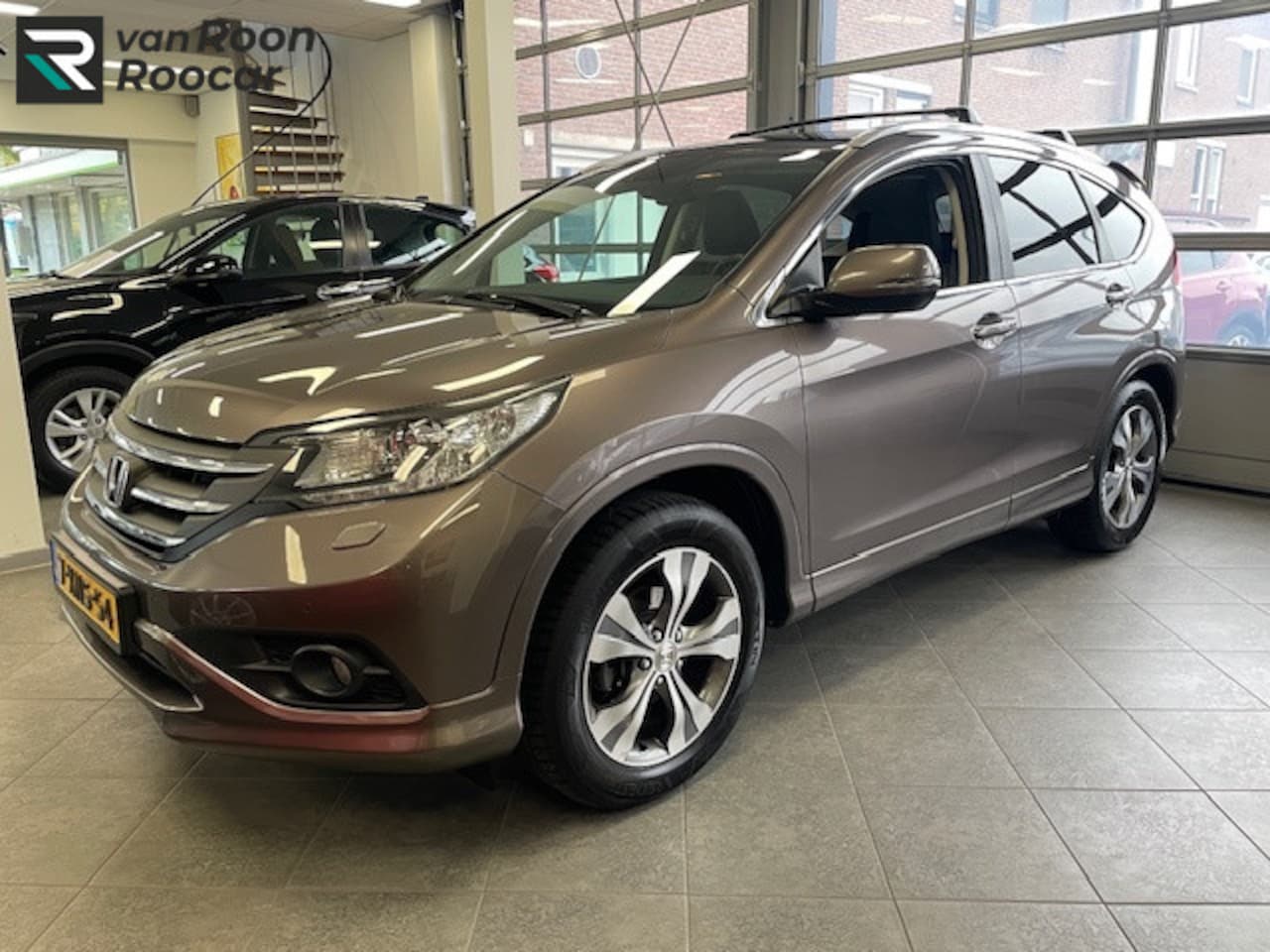 Honda CR-V - 2.0 AWD Executive automaat navigatie - AutoWereld.nl