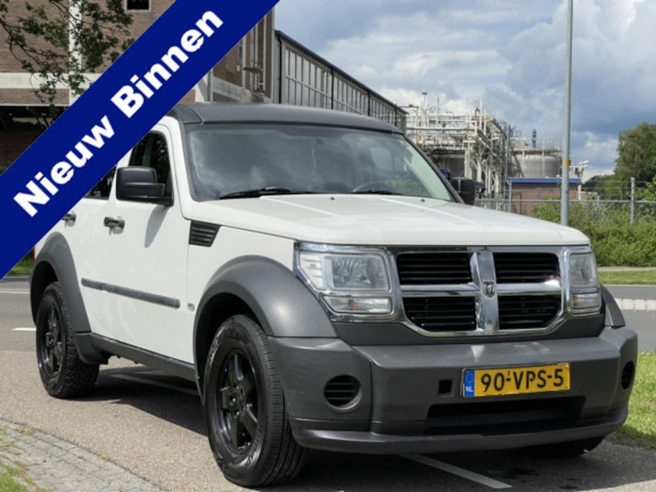 Dodge Nitro - 2.8 CRD SE High Roof | Grijs Kenteken - AutoWereld.nl