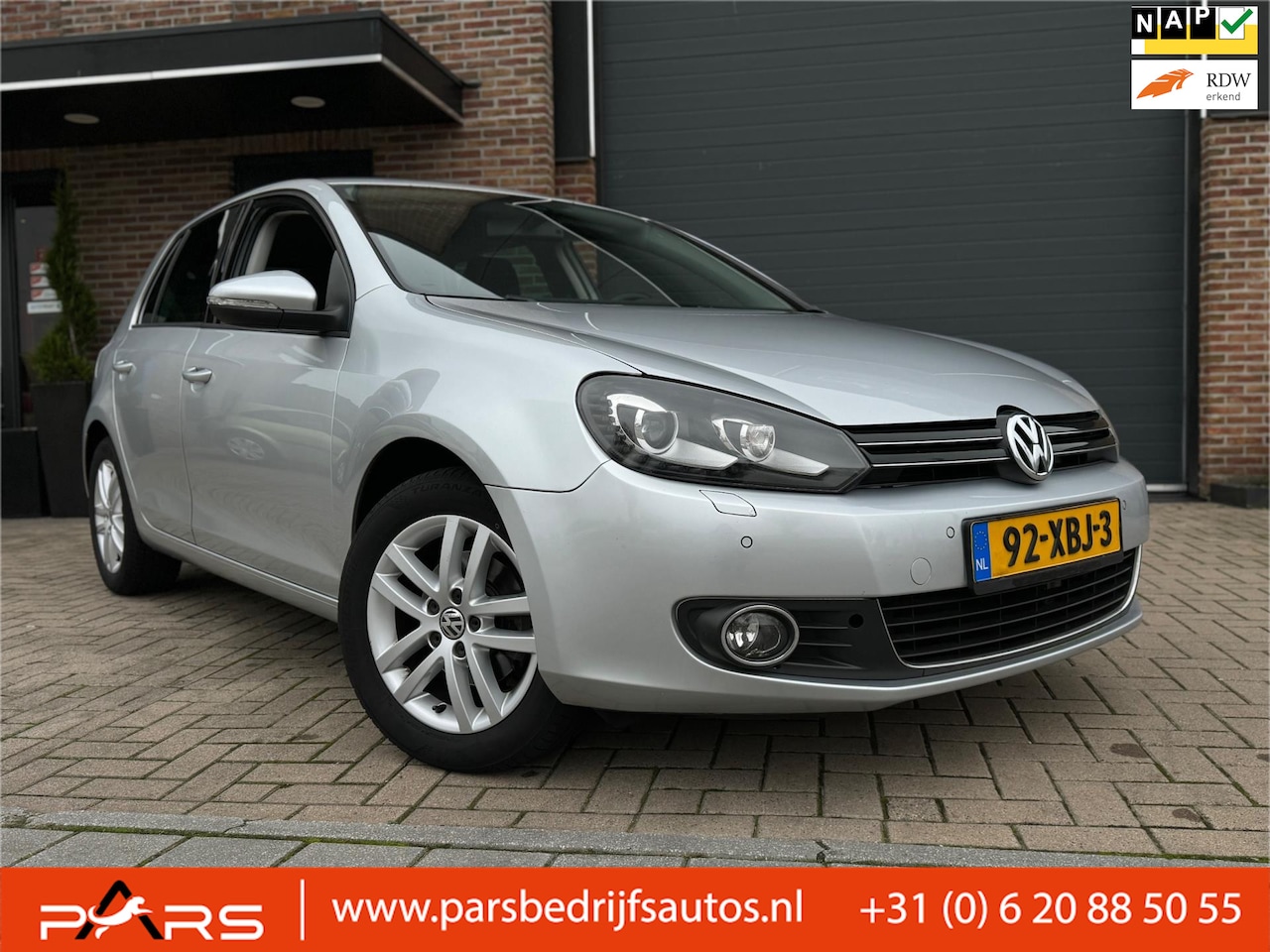 Volkswagen Golf - 1.2 TSI Highline BlueMotion Automaat Airco Navi Cruise 4x ELK.Ramen - AutoWereld.nl