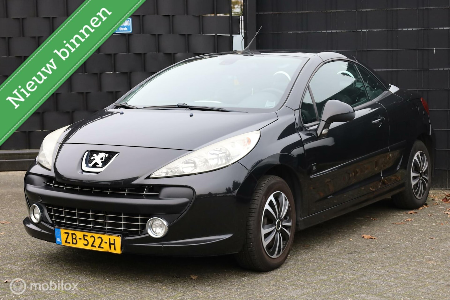 Peugeot 207 CC - 1.6 VTi Roland Garros 1.6 VTi Roland Garros - AutoWereld.nl