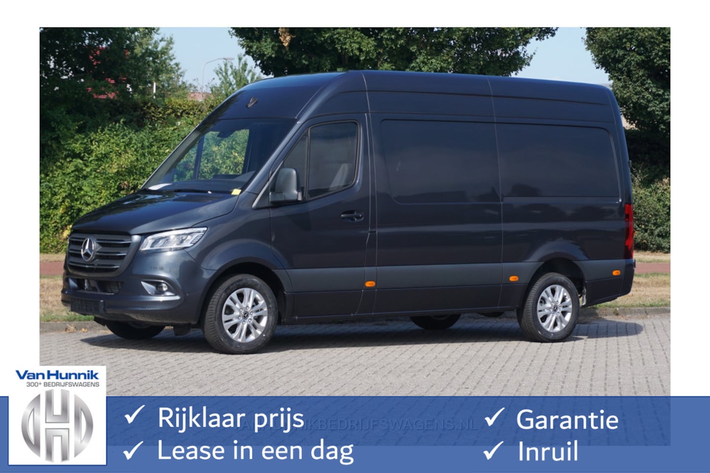 Mercedes-Benz Sprinter - 319CDI Select L2H2 10.25" Mbux, ACC, LED, 17" LM!! NR. R561* - AutoWereld.nl