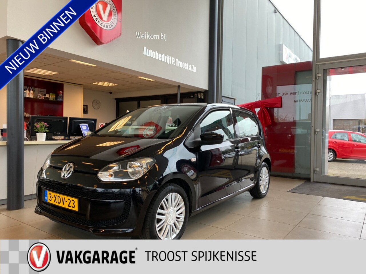 Volkswagen Up! - 1.0 up! Edition BlueMotion 1.0 up! Edition BlueMotion,5 Deurs,5 Zits,Navigatie,Airco,Elektrischpakket,15 Inch Lmv - AutoWereld.nl