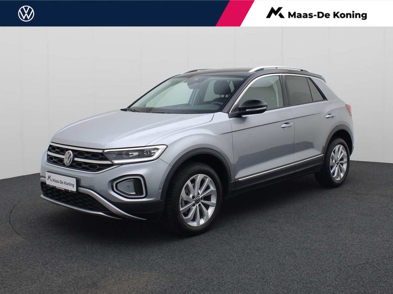 Volkswagen T-Roc - 1.5TSI/150PK Style DSG · Navigatie · Parkeersensoren · Trekhaak · Garantie tot januari 202 - AutoWereld.nl