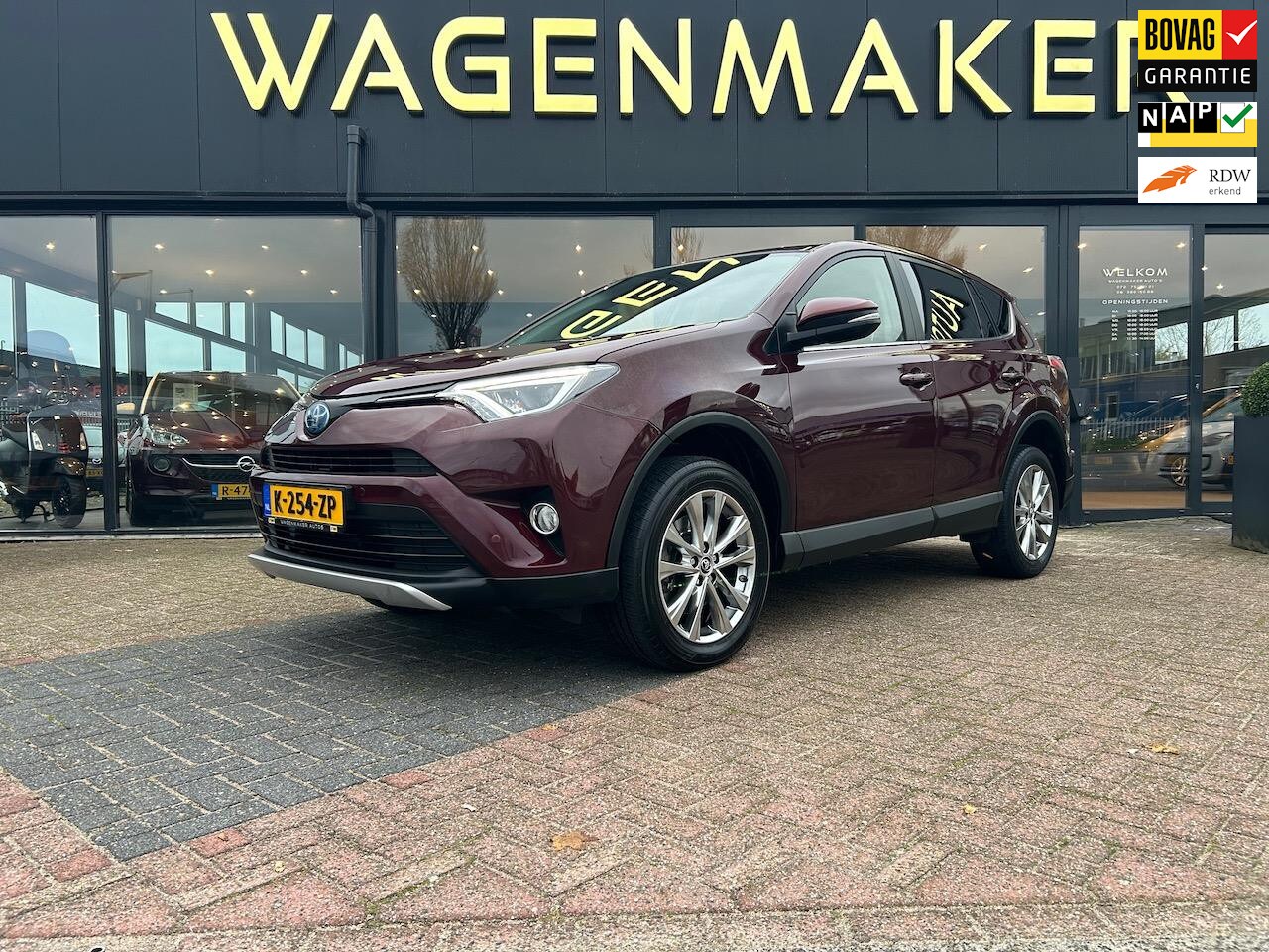 Toyota RAV4 - 2.5 Hybrid First Edition Clima|Cruise|NAVI|Cam - AutoWereld.nl