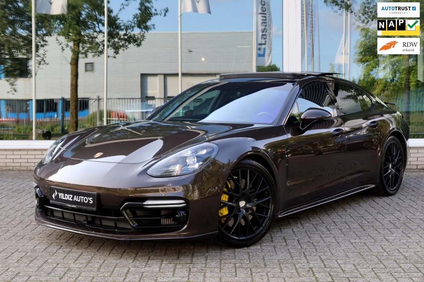 Porsche Panamera - 2.9 4 E-Hybrid SPORT DESIGN NAP PANO VOLL - AutoWereld.nl