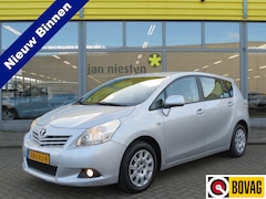 Toyota Verso - 1.8 VVT-i Aspiration | Trekhaak | Rijklaarprijs incl. 1 jaar Bovag garantie