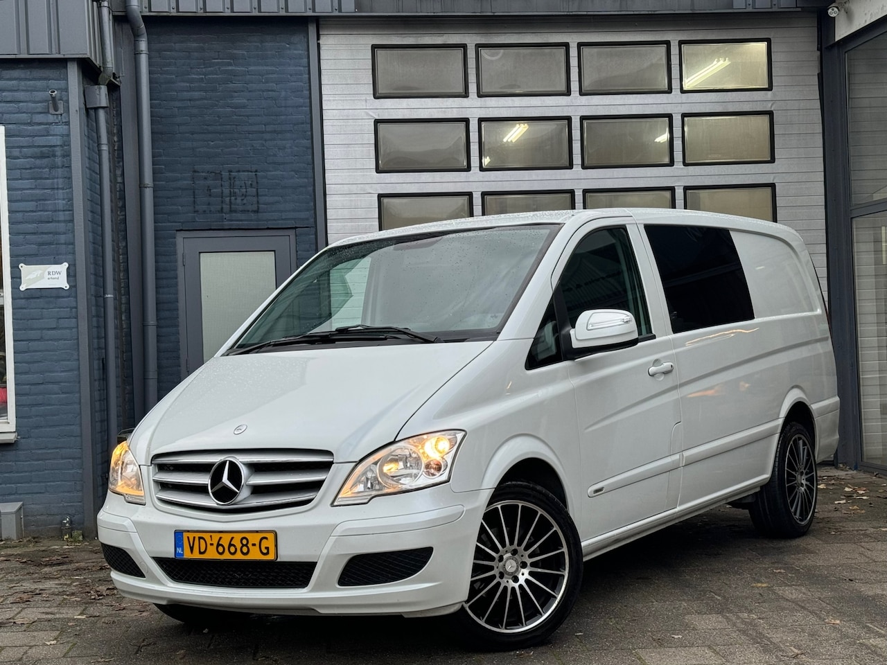 Mercedes-Benz Vito - 113 CDI 320 Lang | Airco | Cruise | Camera | Automaat - AutoWereld.nl