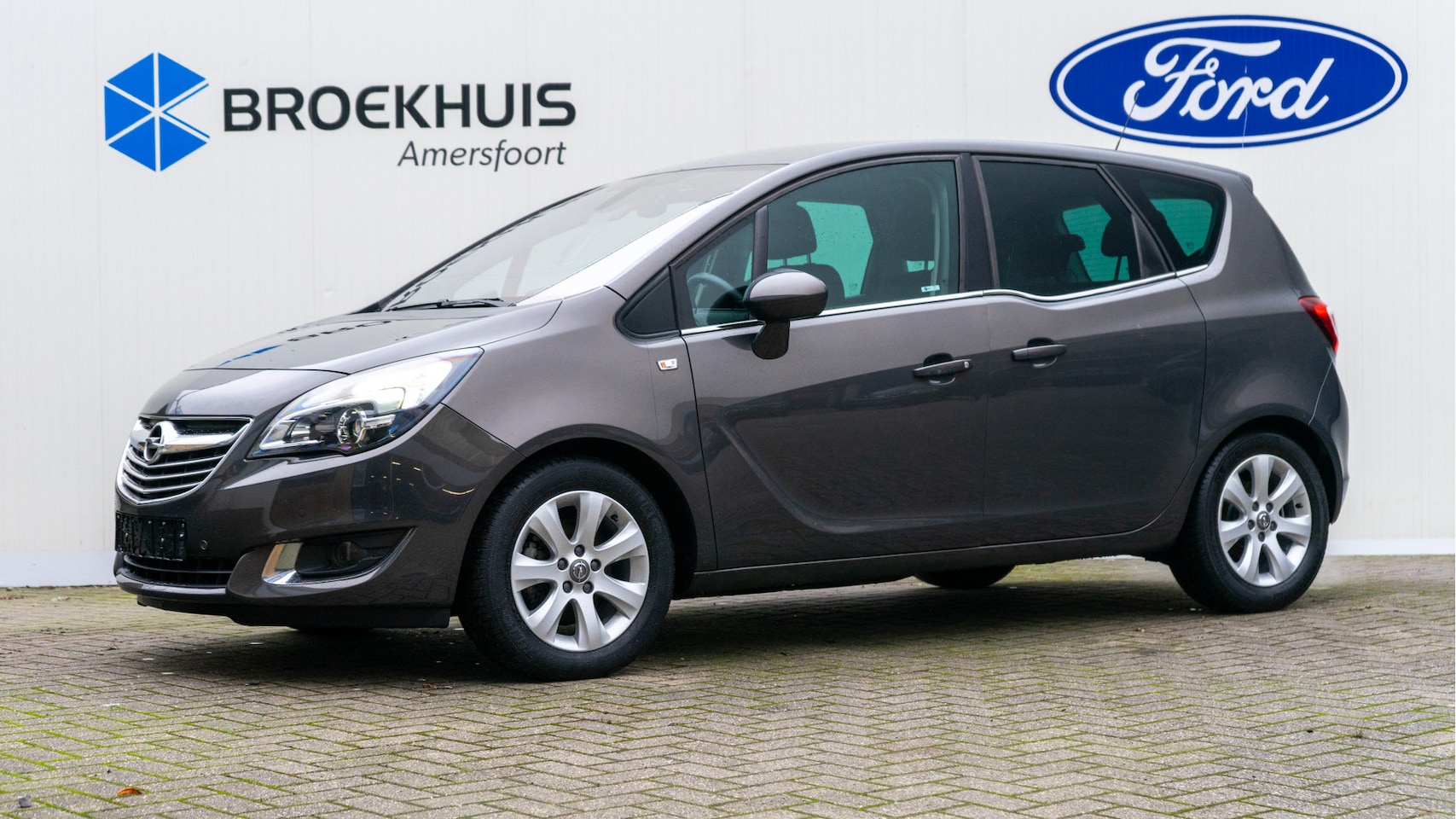 Opel Meriva - 1.4 Turbo 120PK Blitz | Trekhaak | Lederen bekleding | Achteruitrijcamera - AutoWereld.nl