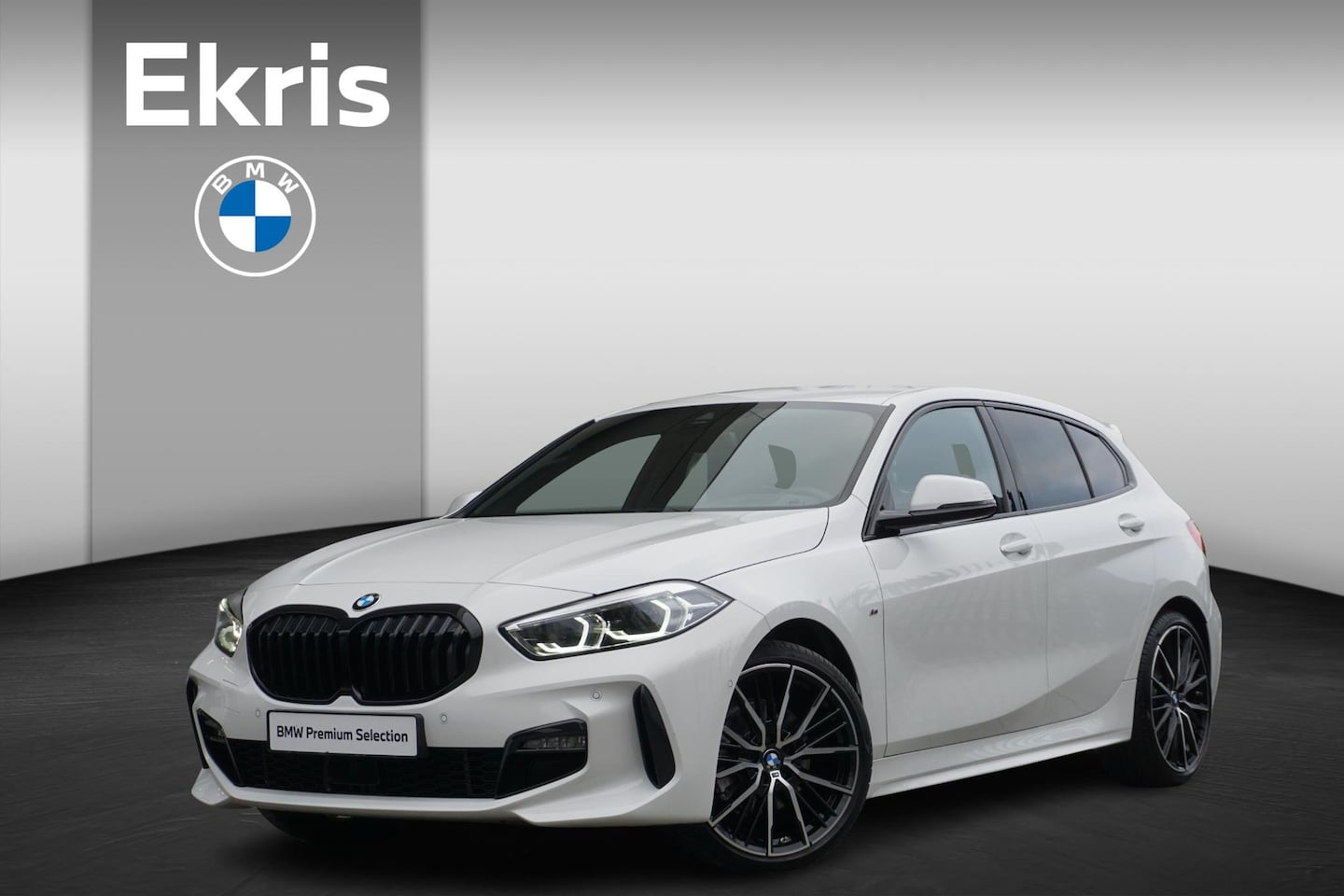 BMW 1-serie - 5 deurs 118i | M Sportpakket |  Head-Up Display | HiFi System | 19inch LMV - AutoWereld.nl