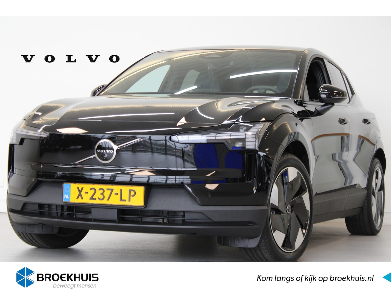 Volvo EX30 - Extented Range 272PK Ultra 69kWh | Panoramadak | Elektr Stoelen | Stoelverw | Elektr Klep - AutoWereld.nl