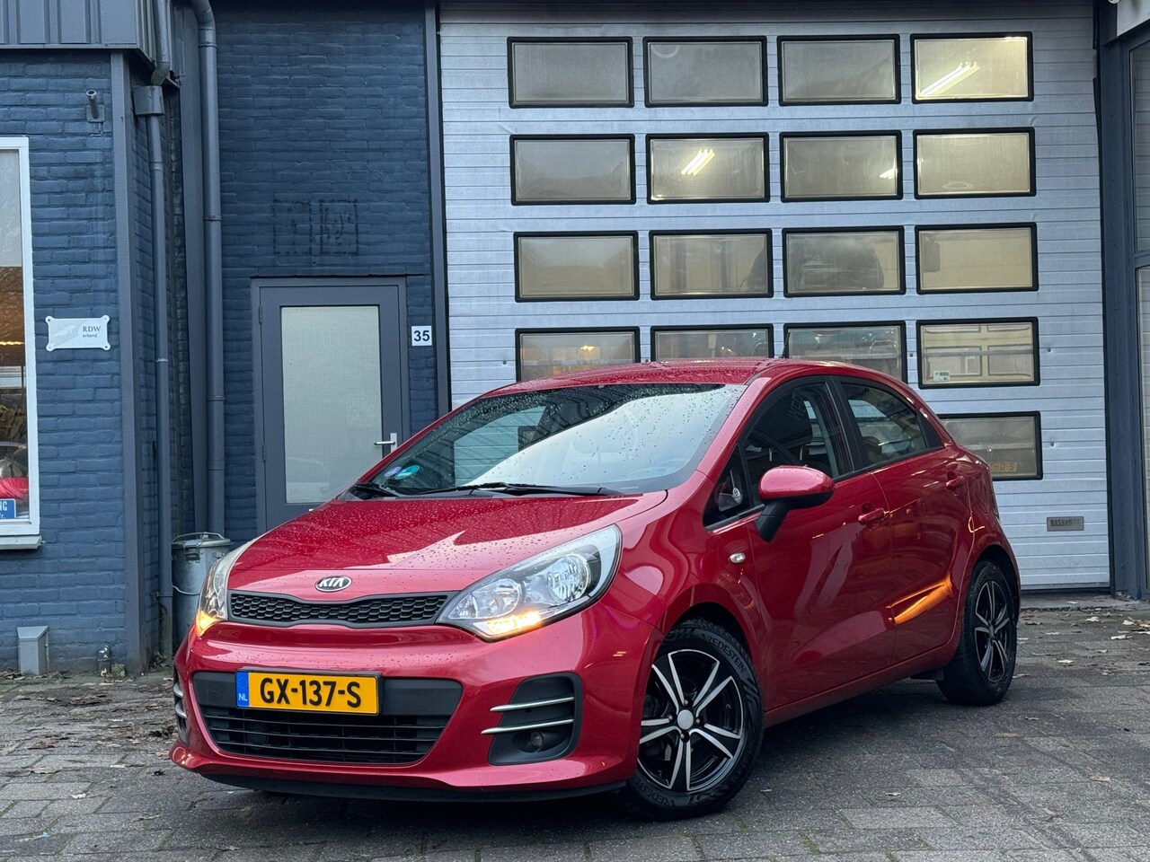 Kia Rio - 1.2 CVVT ComfortLine | Airco | Cruise | LMV | N.A.P - AutoWereld.nl