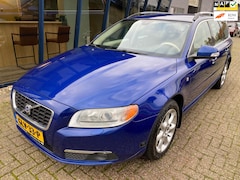 Volvo V70 - 2.5T Ocean Race LEER / PDC / XENON / TREKHAAK