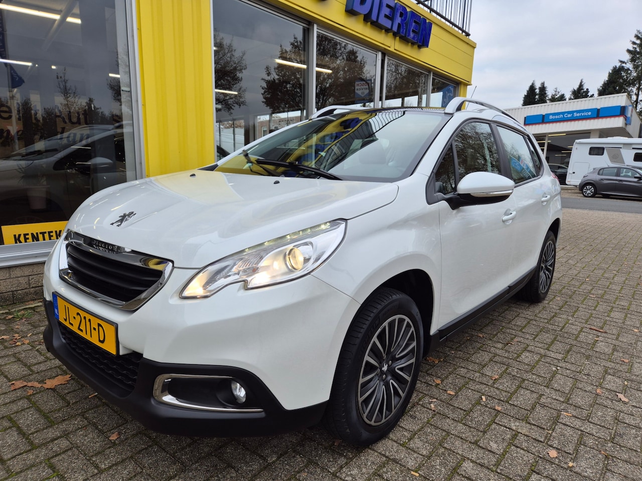 Peugeot 2008 - 1.2 PureTech Active 1.2 PureTech Active - AutoWereld.nl