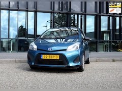 Toyota Yaris - 1.5 Full Hybrid Aspiration Achteruit Camera