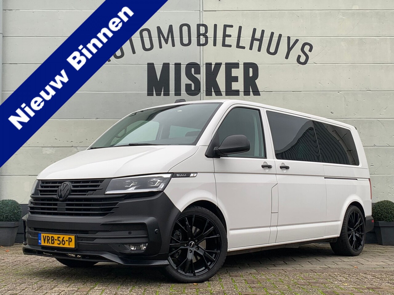 Volkswagen Transporter - 2.0 TDI L2H1 32 DC Bulli 204PK LEER / CAMERA / TV / AUTOMAAT / ETC ETC - AutoWereld.nl