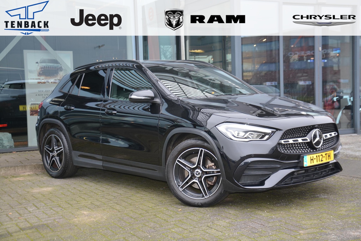 Mercedes-Benz GLA-Klasse - 200 AMG Line | 1e eigenaar | NAP | Trekhaak - AutoWereld.nl