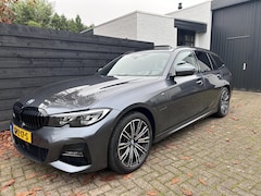 BMW 3-serie Touring - 330e M-Sport, Pano, Drive Ass. Prof, H&K, Dealer onderhouden