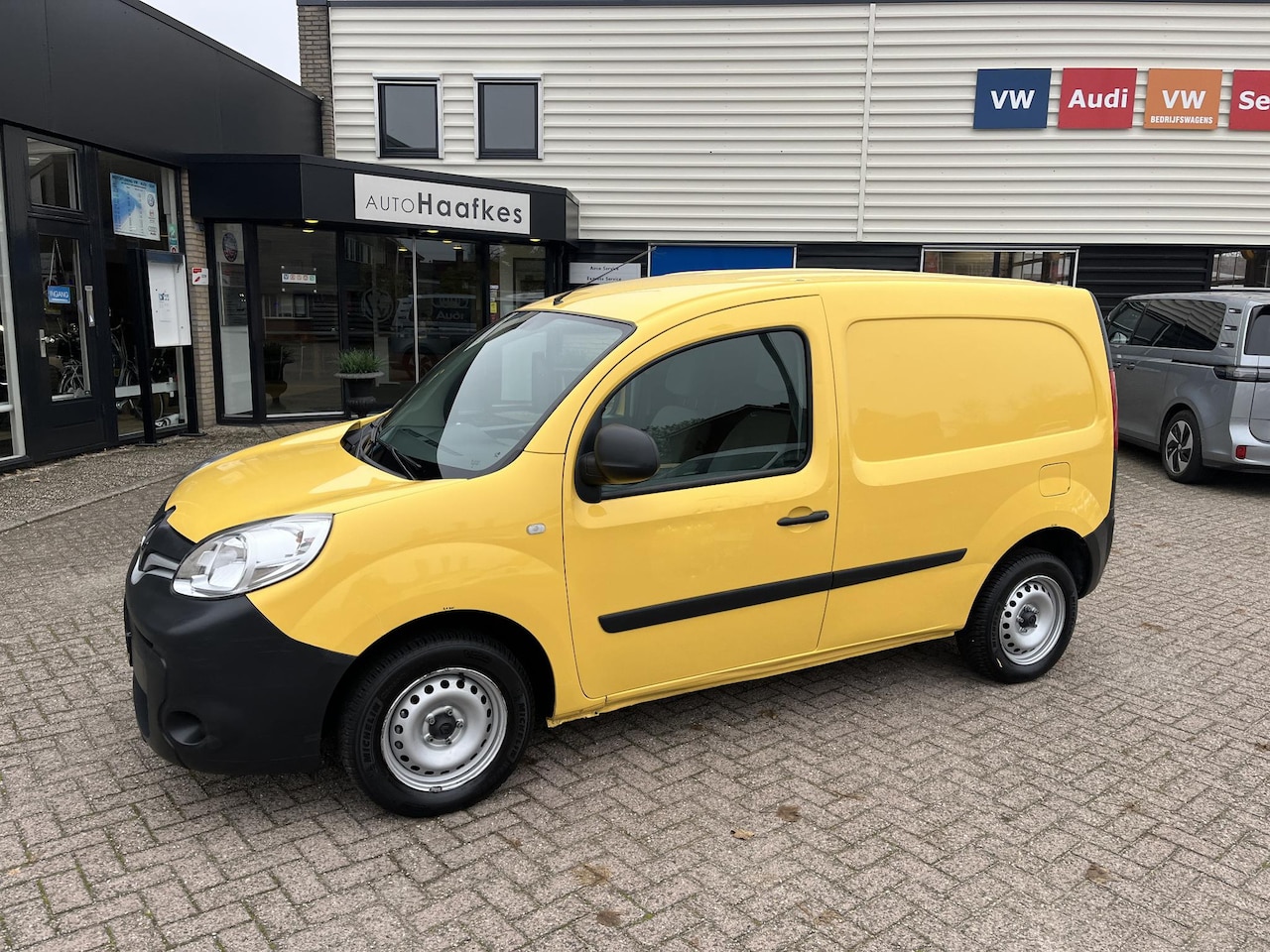 Renault Kangoo Express - 1.2 TCe 115 Express Comfort S&S Zuinige benzine motor. Geschikt voor milieu zones. Goed on - AutoWereld.nl