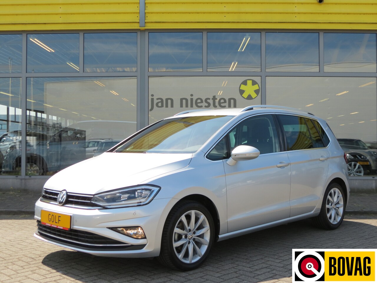 Volkswagen Golf Sportsvan - 1.5 TSI ACT HIGHLINE | NAVI | LED | ERGO-ACTIVE - AutoWereld.nl