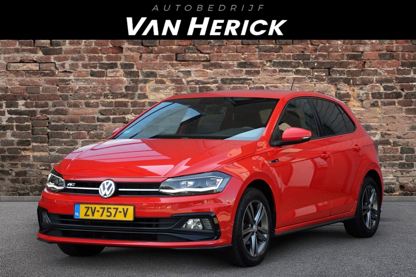 Volkswagen Polo - 1.0 TSI Highline R-line 95PK | Cruise | Clima | Nette staat - AutoWereld.nl