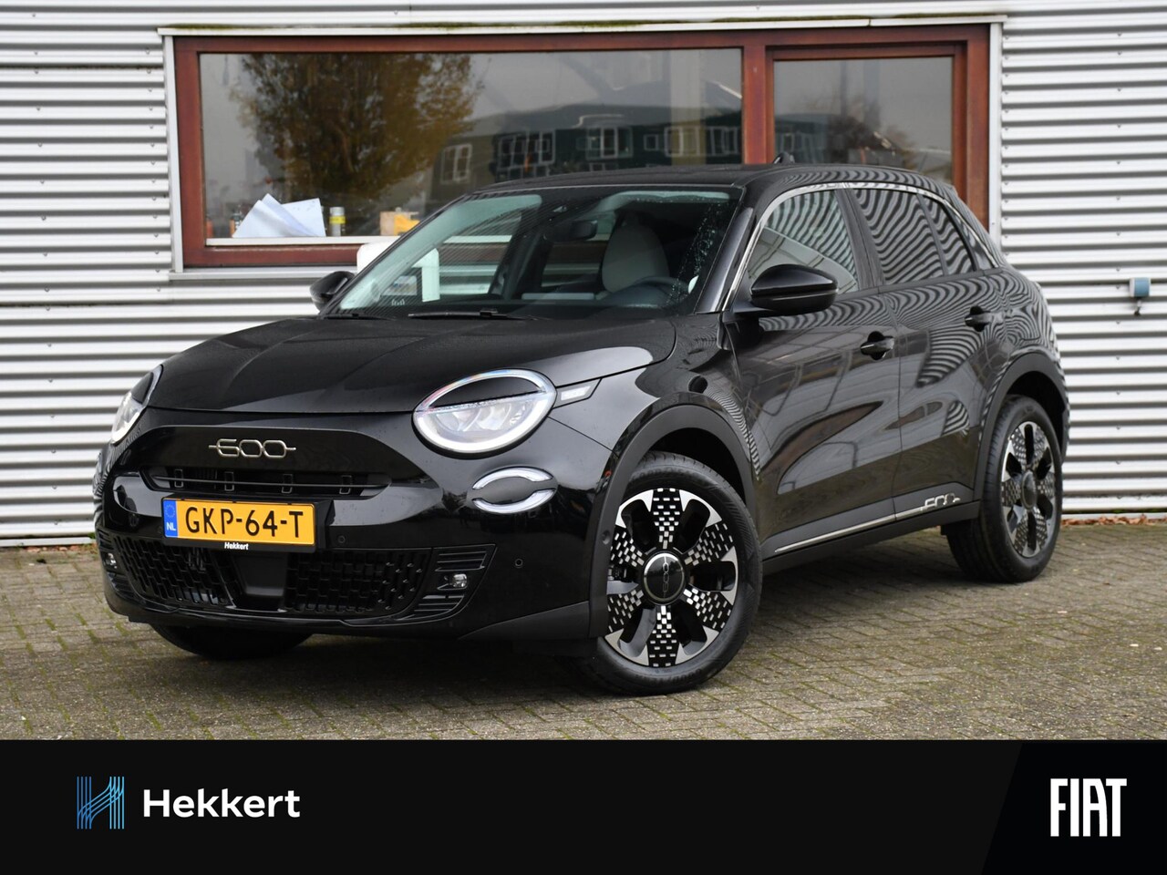 Fiat 600 - La Prima 1.2 Hybrid 100pk Automaat MASSAGE | LEDER | ADAP. CRUISE | DODE HOEK | KEYLESS EN - AutoWereld.nl