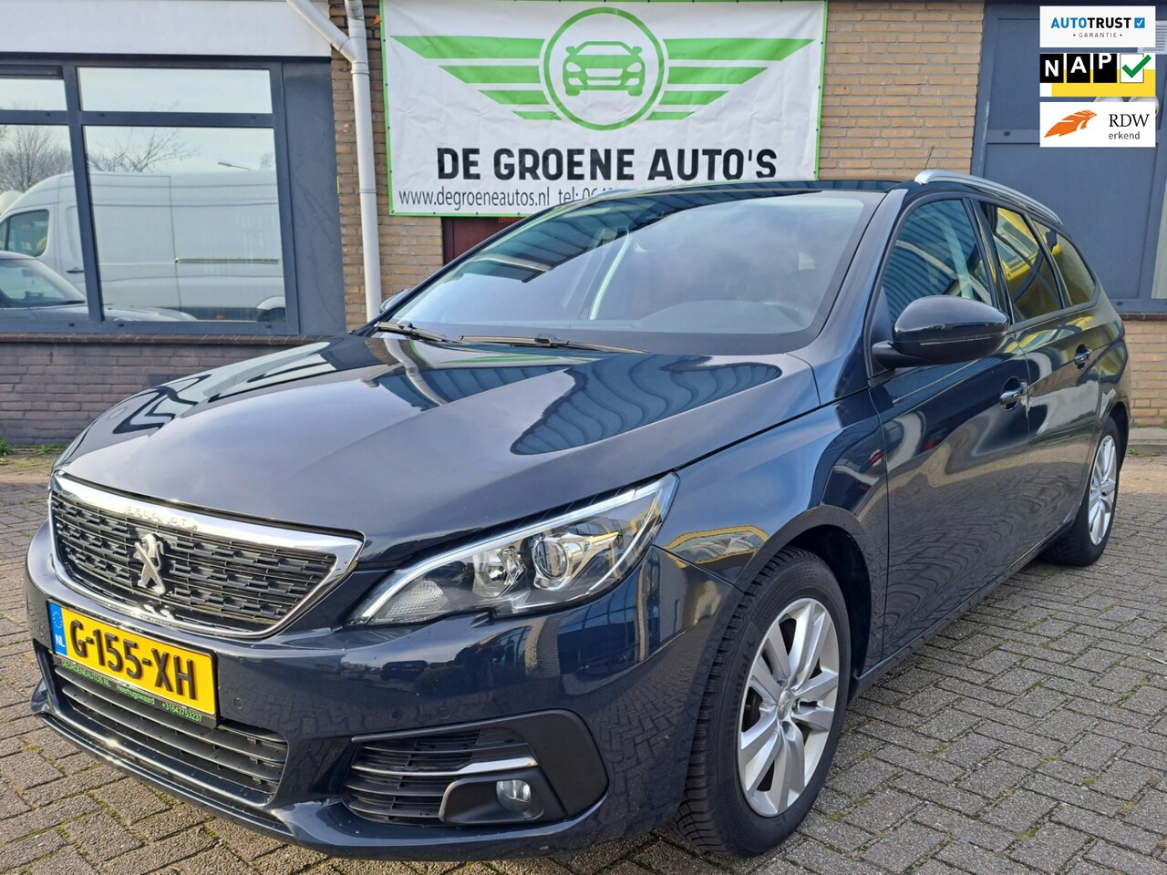 Peugeot 308 SW - 1.2 PureTech Blue Lease Executive | Airco - AutoWereld.nl