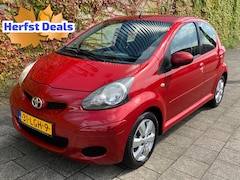 Toyota Aygo - 1.0-12V Aspiration Red|5 Deurs|Airco|