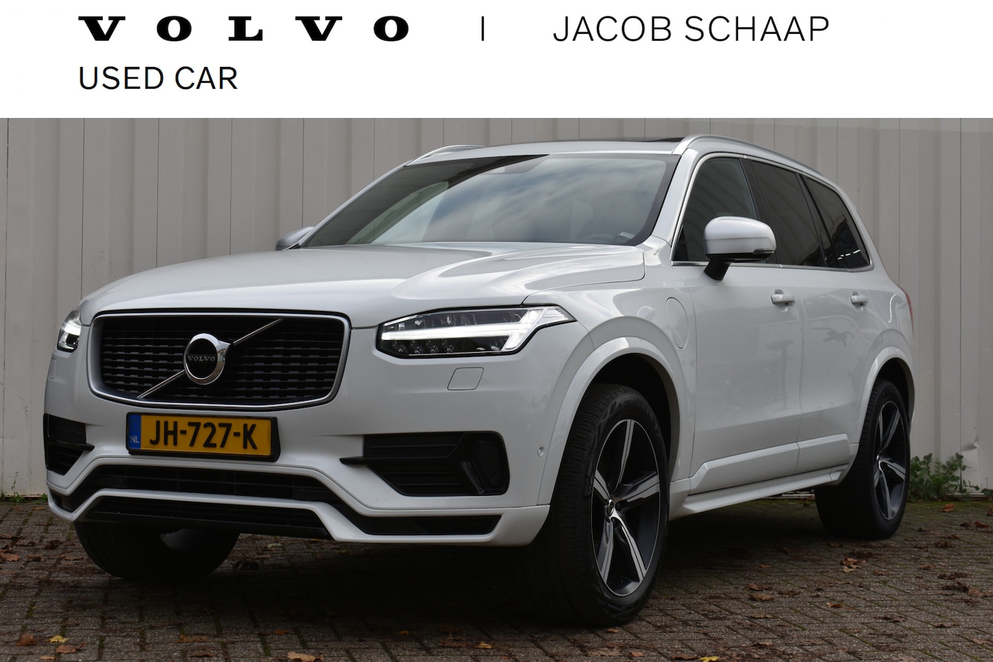 Volvo XC90 - 2.0 T8 Twin Engine AWD R-Design | Dealer onderhouden & NL auto | Trekhaak | Pano dak | - AutoWereld.nl