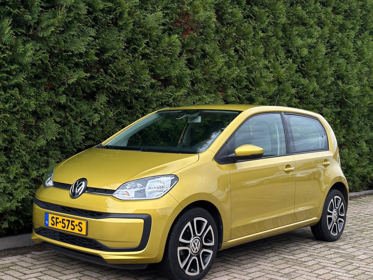 Volkswagen Up! - 1.0 BMT move up! Airco - AutoWereld.nl