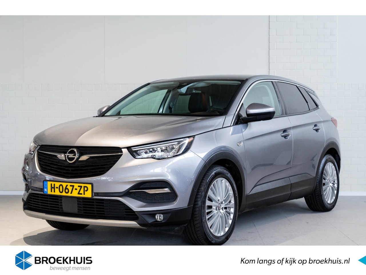 Opel Grandland X - 1.2 Turbo Innovation | Trekhaak | Camera | Climate Controle | Parkeersensoren | - AutoWereld.nl