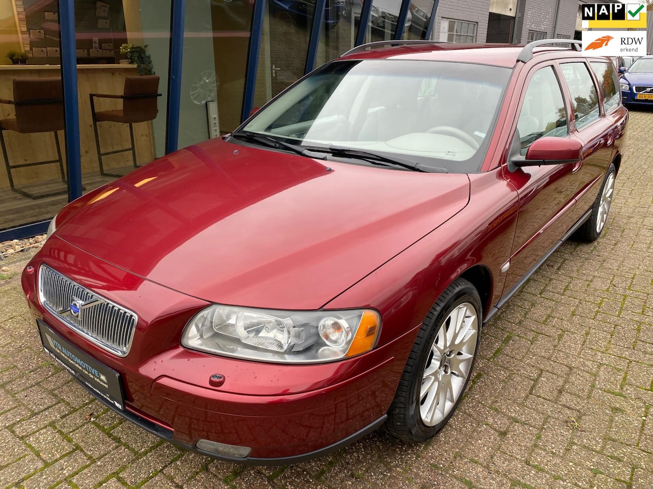 Volvo V70 - 2.5 T Kinetic 210PK Youngtimer - AutoWereld.nl