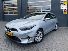 Kia Cee'd Sportswagon - Ceed 1.5 T-GDi DynamicLine | 162 PK | Trekhaak | Apple Carplay | Navigatie | Clima, Cruise