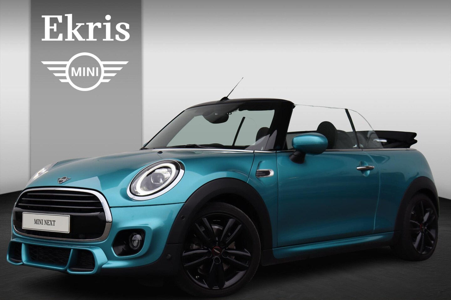 MINI Cabrio - Mini 1.5 Cooper JCW Pakket / Comfort Access / Clima / 17'' / - AutoWereld.nl