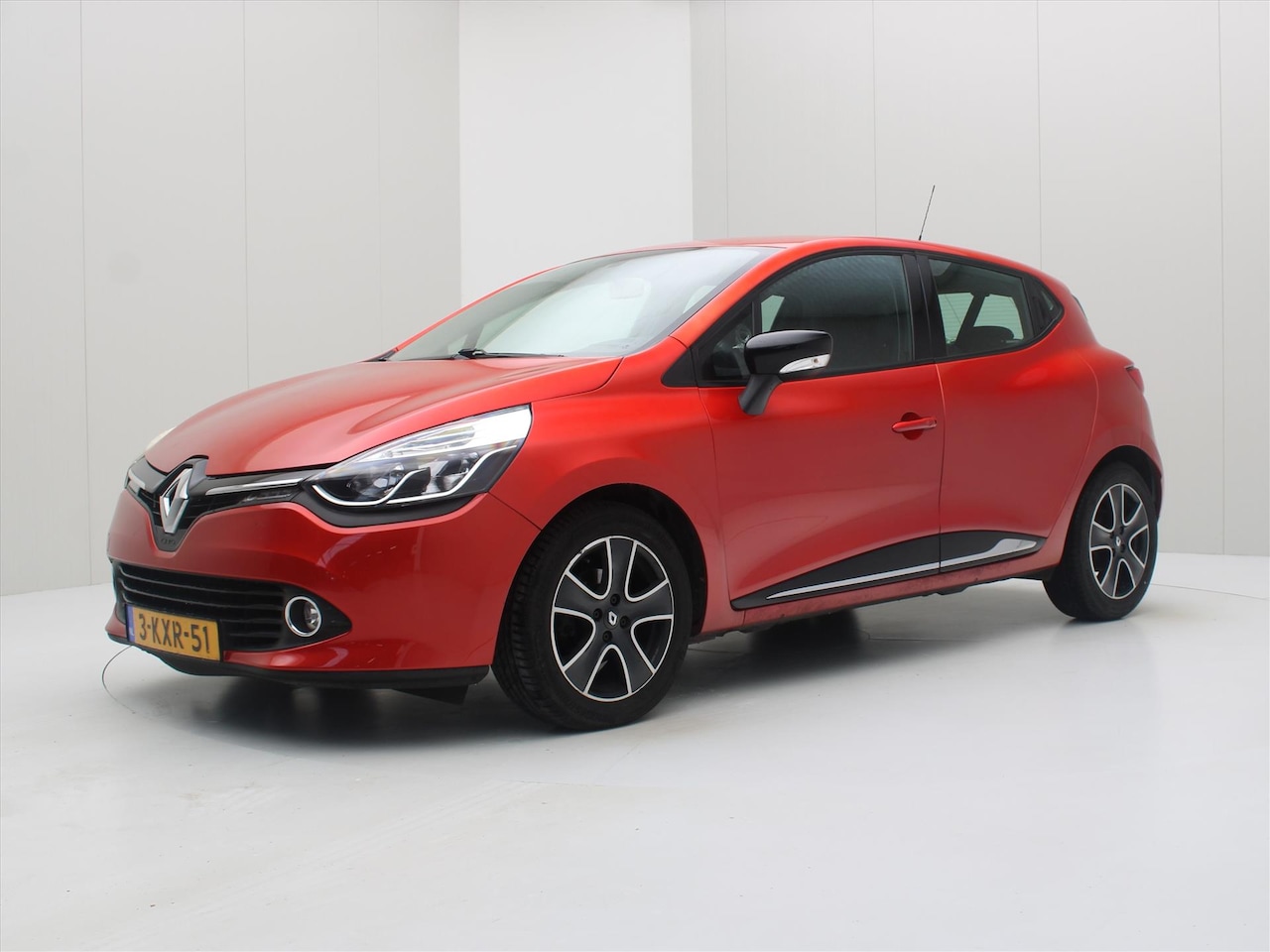 Renault Clio - Energy TCe 90pk Expression [ AIRCO+CRUISE+NAVIGATIE+LMV ] - AutoWereld.nl