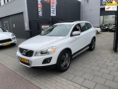 Volvo XC60 - 3.2 AWD Summum Trekhaak Pano Navi PDC NAP APK