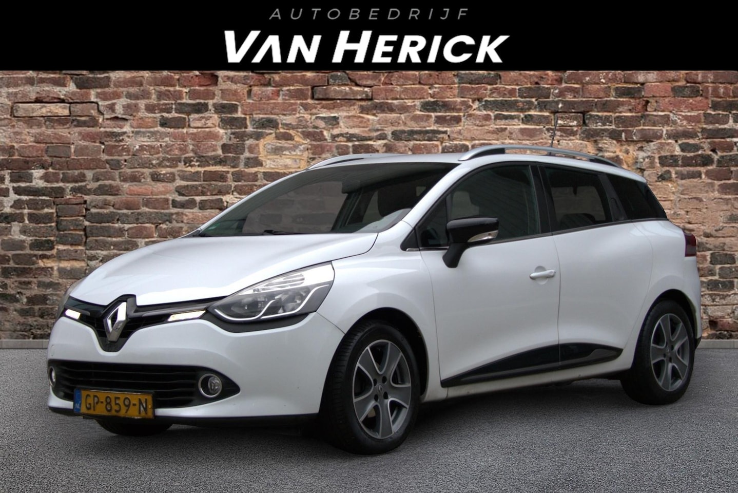 Renault Clio Estate - 0.9 TCe Night&Day | Navi | Airco | Cruise - AutoWereld.nl