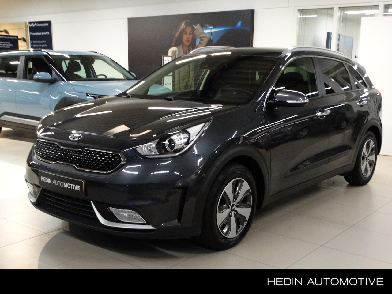 Kia Niro - 1.6 GDi Hybrid DynamicLine | Trekhaak | Navigatie | Camera | Climate control | Cruise cont - AutoWereld.nl