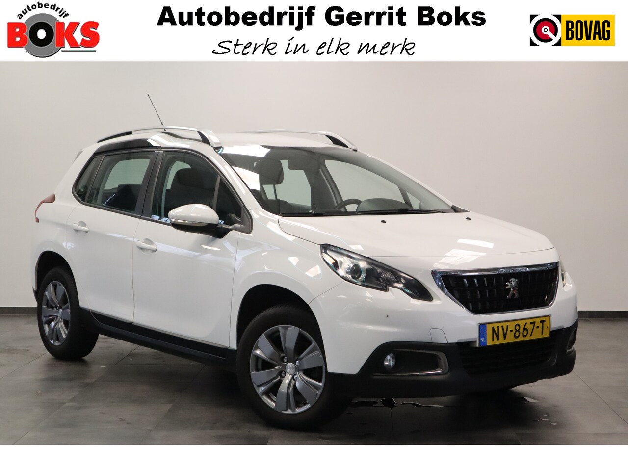 Peugeot 2008 - 1.2 PureTech Blue Lion PDC Trekhaak Carplay NAP 111PK! Distributie vervangen 03-2023 - AutoWereld.nl