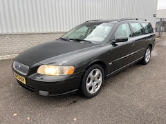 Volvo V70 - 2.4 D5 Momentum