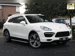 Porsche Cayenne - 4.8 Turbo 501 PK Keramische Remmen Pano Luchtvering Trekhaak Bose 21''