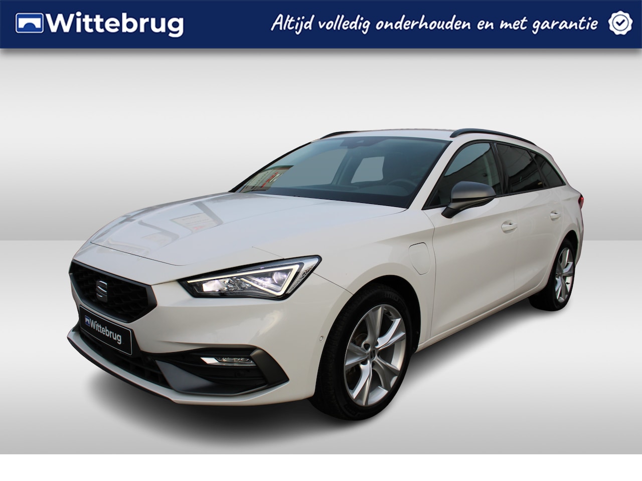 Seat Leon Sportstourer - 1.4 TSI eHybrid PHEV 204pk DSG FR / Navigatie / LED / Stuur & Stoelverwarming / Achteruitr - AutoWereld.nl