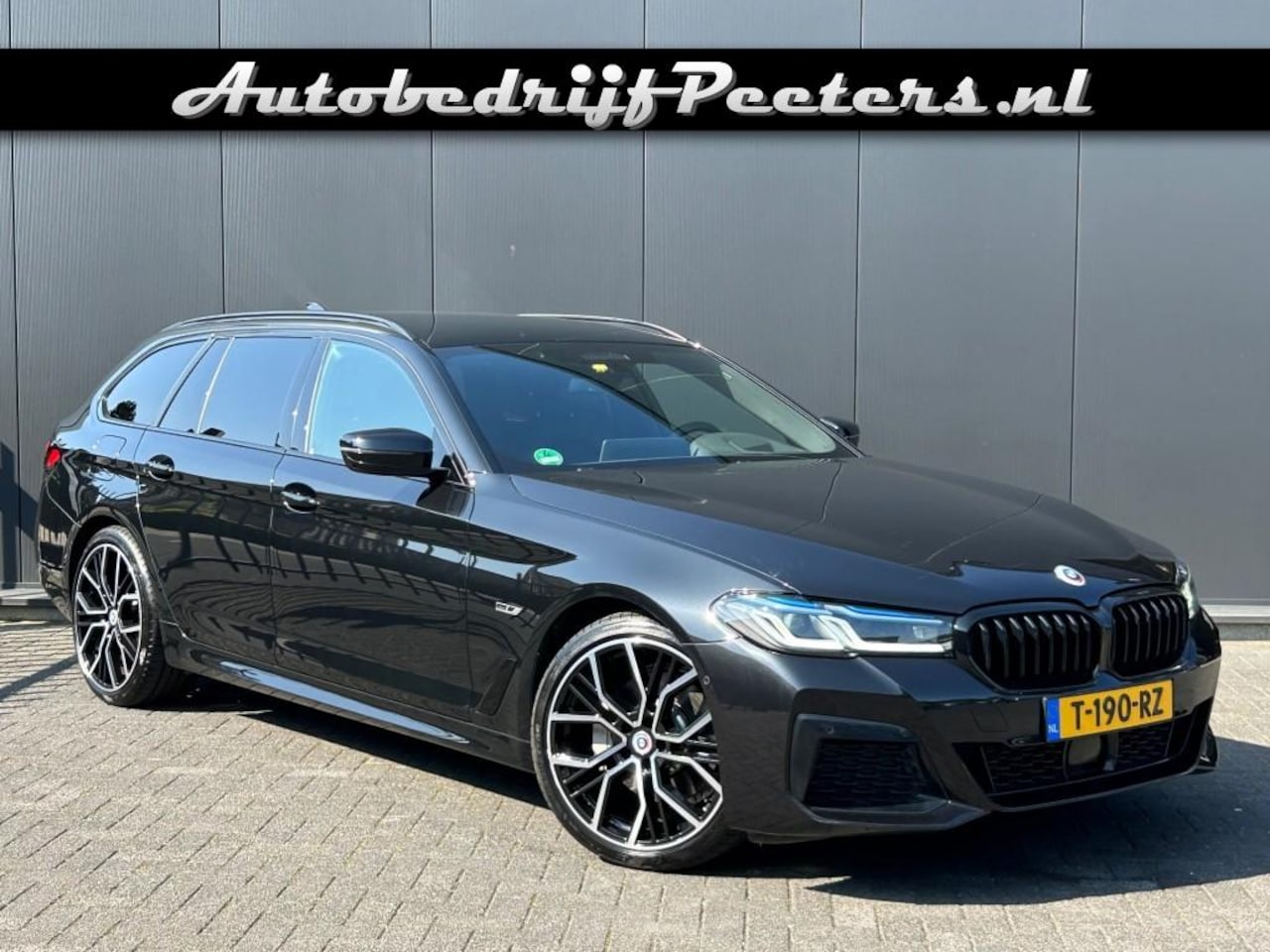 BMW 5-serie - 530e xDrive M Sport Laserlicht HUD ACC Sfeerlicht Live Cockpit - AutoWereld.nl