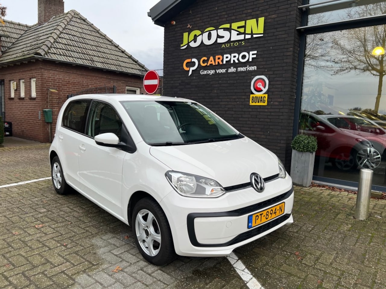 Volkswagen Up! - 1.0 BMT move up! 1.0 BMT MOVE UP! - AutoWereld.nl