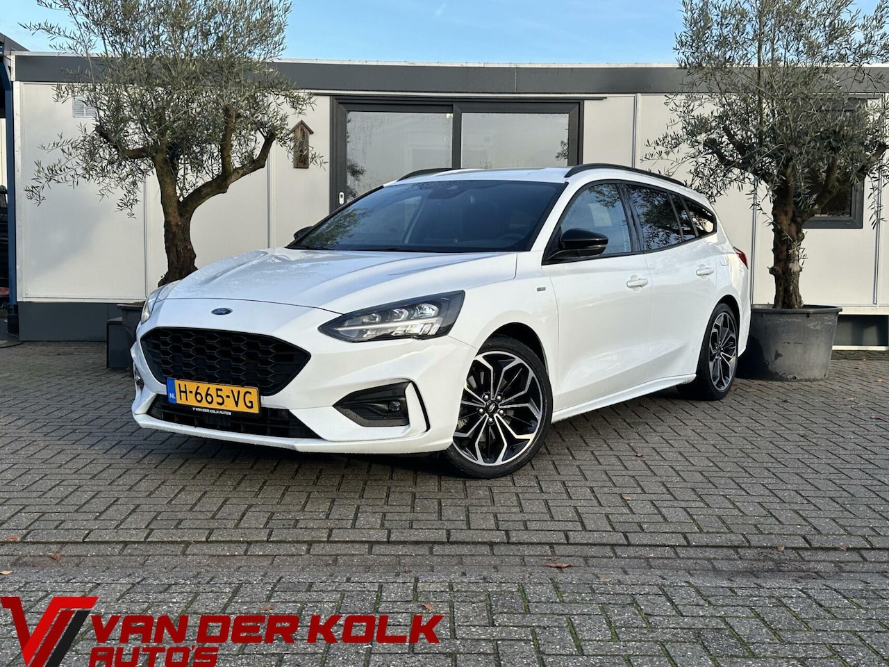 Ford Focus Wagon - 1.0 EcoBoost ST Line Business Navi Carplay Cruise - AutoWereld.nl