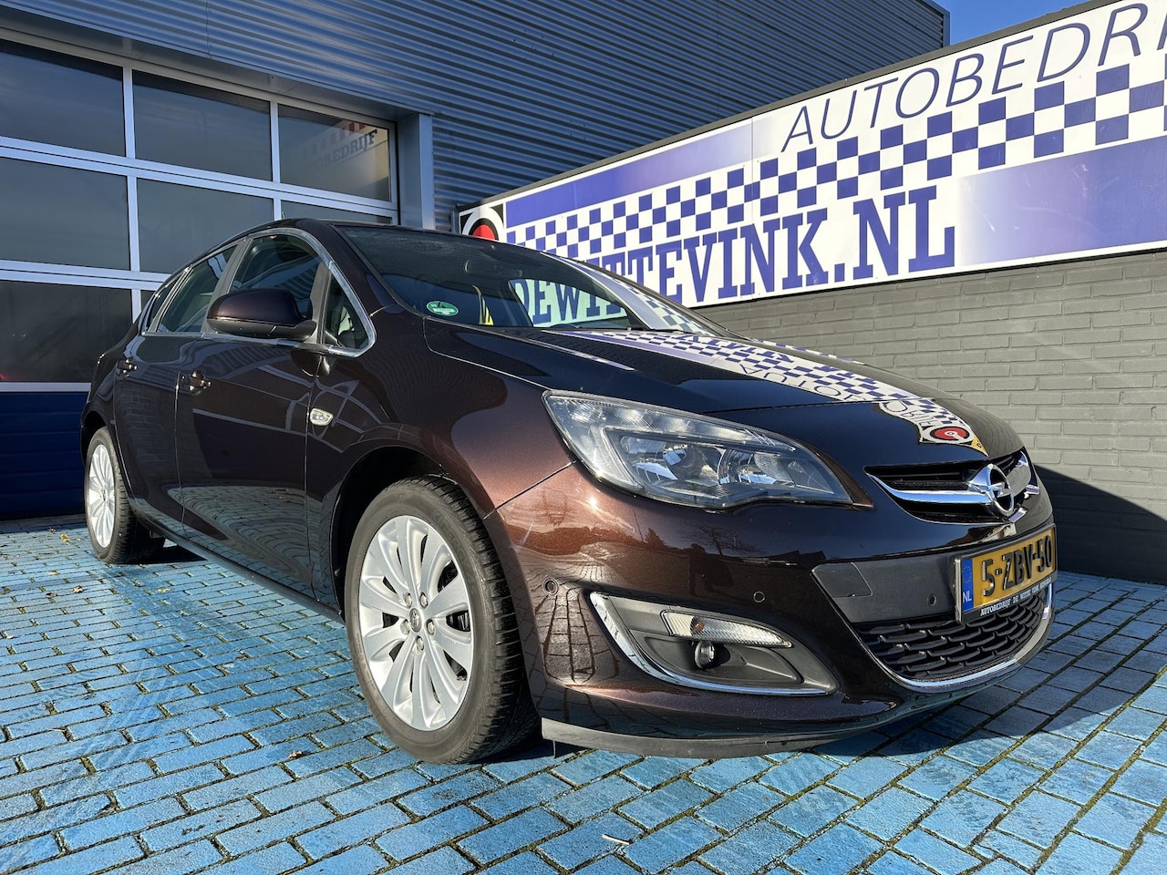 Opel Astra - 1.4 Turbo CRUISE TREKHAAK ALL SEASON H-LEER - AutoWereld.nl